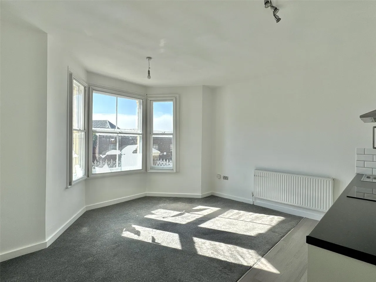 Temple Street, Llandrindod Wells, Powys, LD1 5HF, photo 2