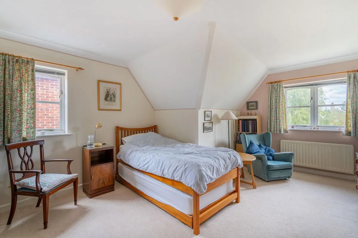 Tyfield, Sherborne St. John, RG24, photo 12