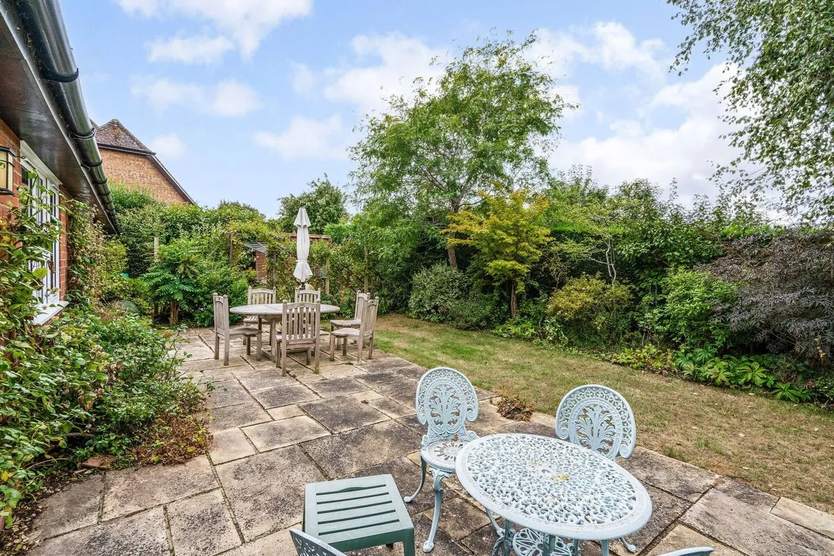 Tyfield, Sherborne St. John, RG24, photo 4