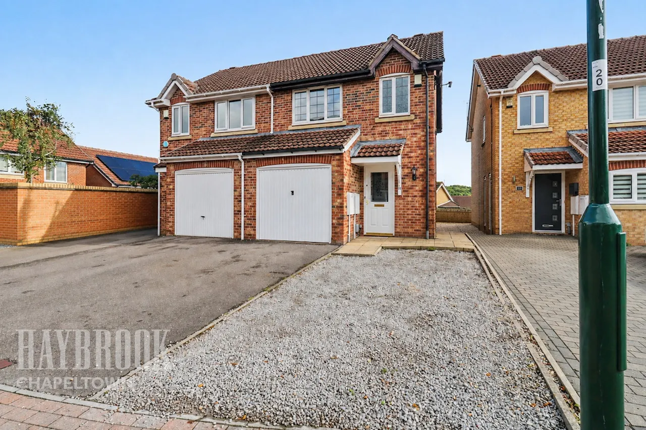 3 bed house for sale, Ironstone Drive, Chapeltown