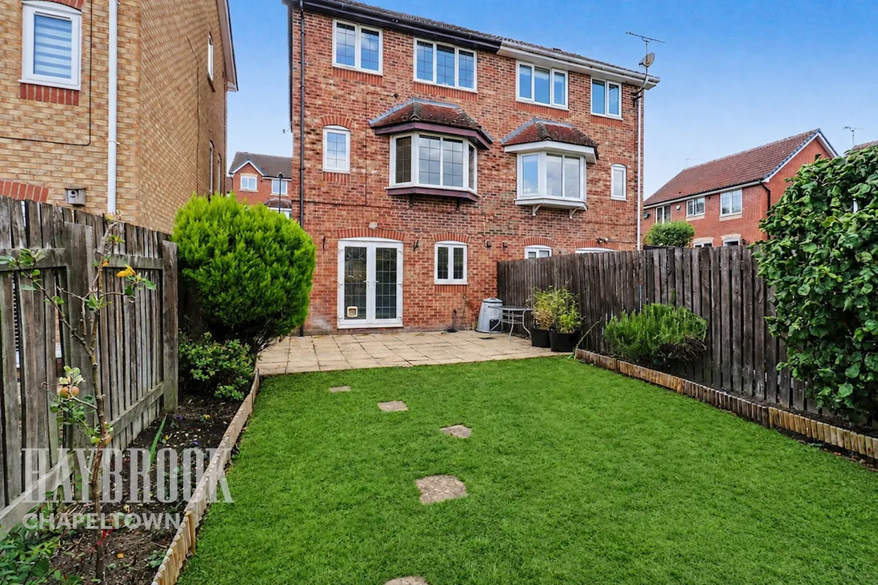 Ironstone Drive, Chapeltown, photo 9
