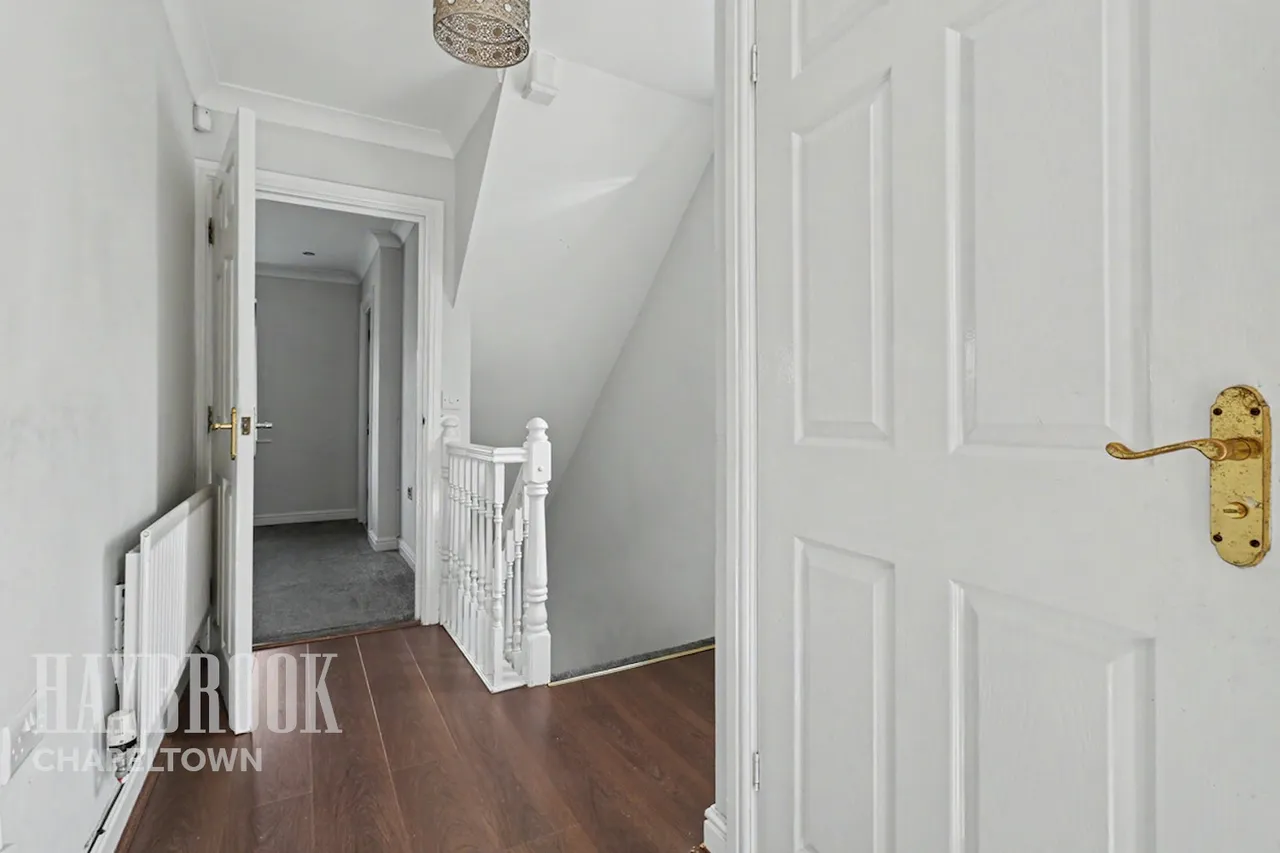 Ironstone Drive, Chapeltown, photo 6