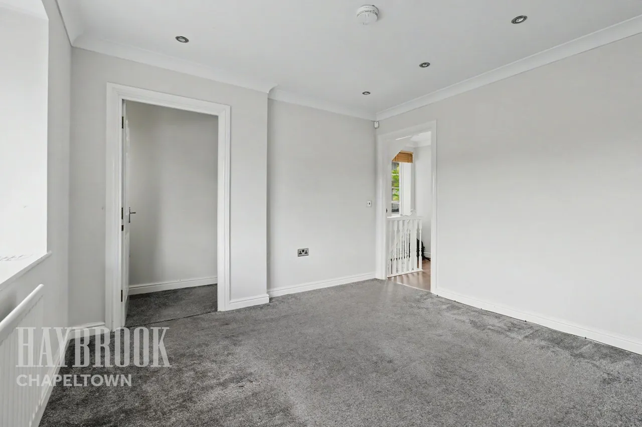 Ironstone Drive, Chapeltown, photo 4