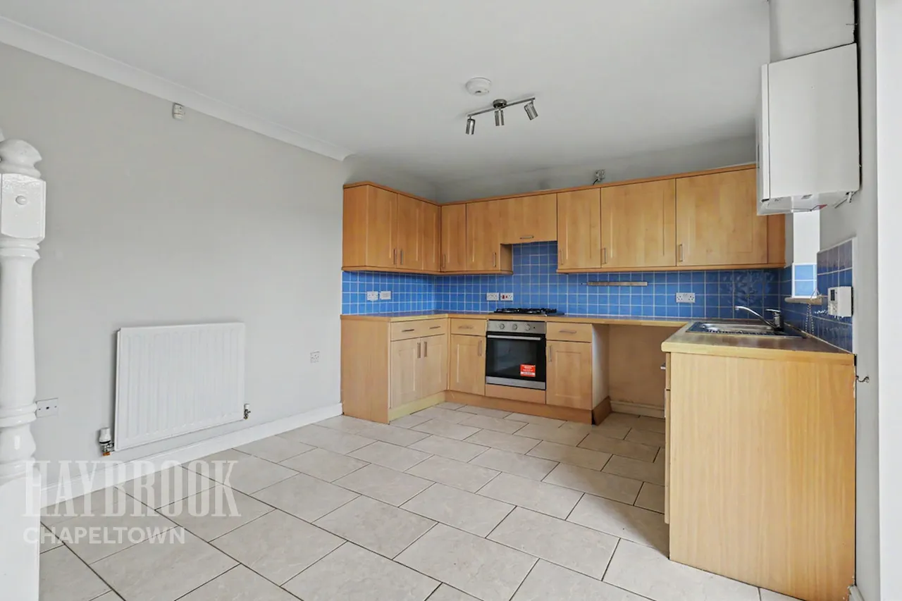 Ironstone Drive, Chapeltown, photo 11