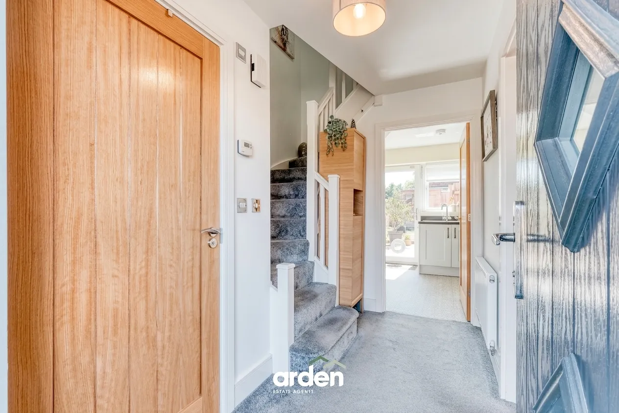 Station Road, Studley, B80, photo 7