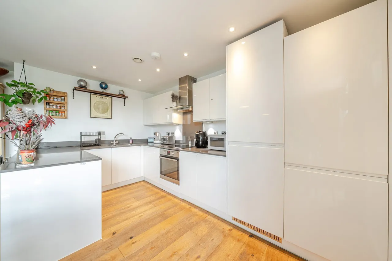 Blackwall Lane, SE10, photo 3