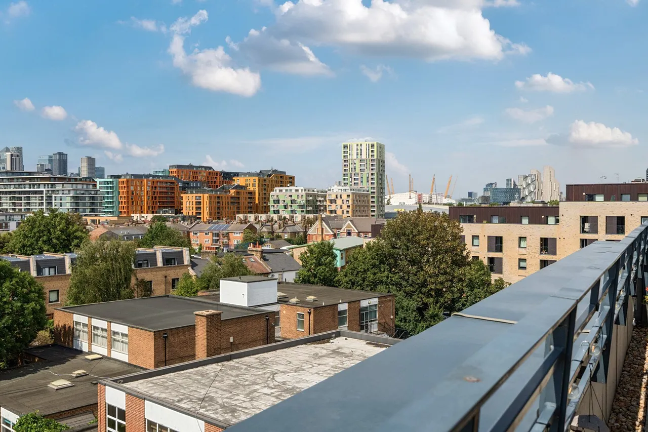 Blackwall Lane, SE10, photo 11