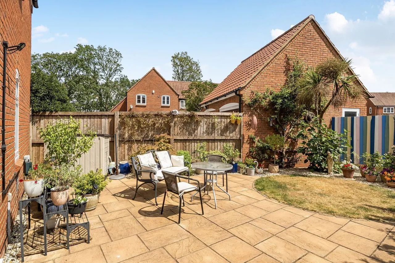 Nightingale Grove, Shepton Mallet, BA4, photo 2
