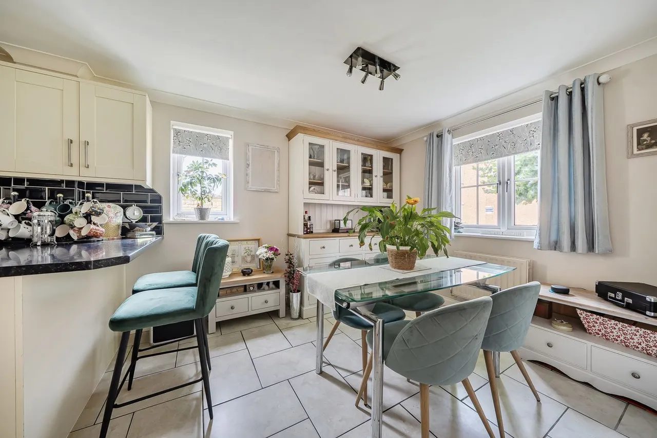 Nightingale Grove, Shepton Mallet, BA4, photo 5