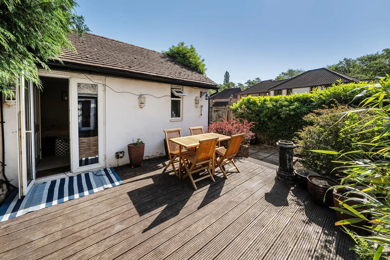 New Road, Midhurst, GU29, photo 3