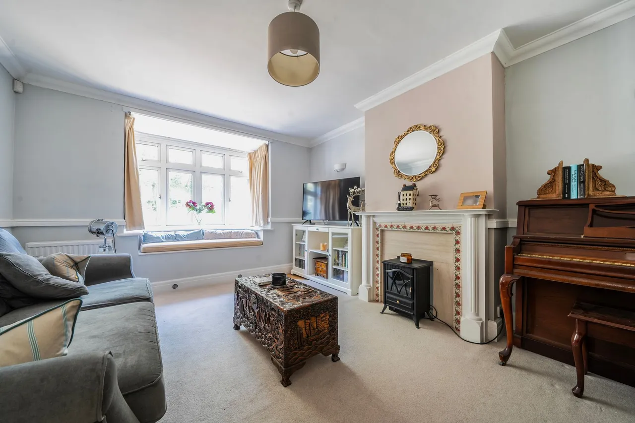 New Road, Midhurst, GU29, photo 4