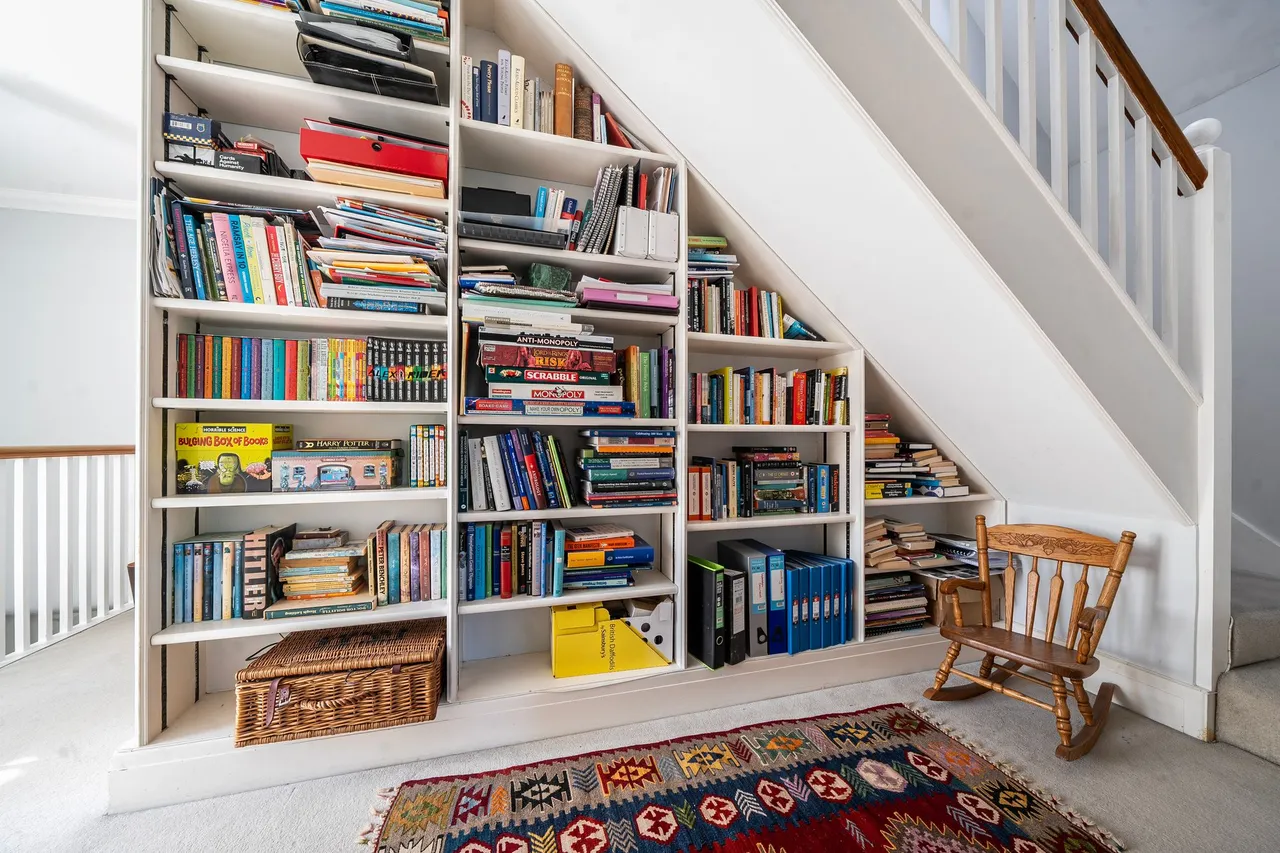 New Road, Midhurst, GU29, photo 14