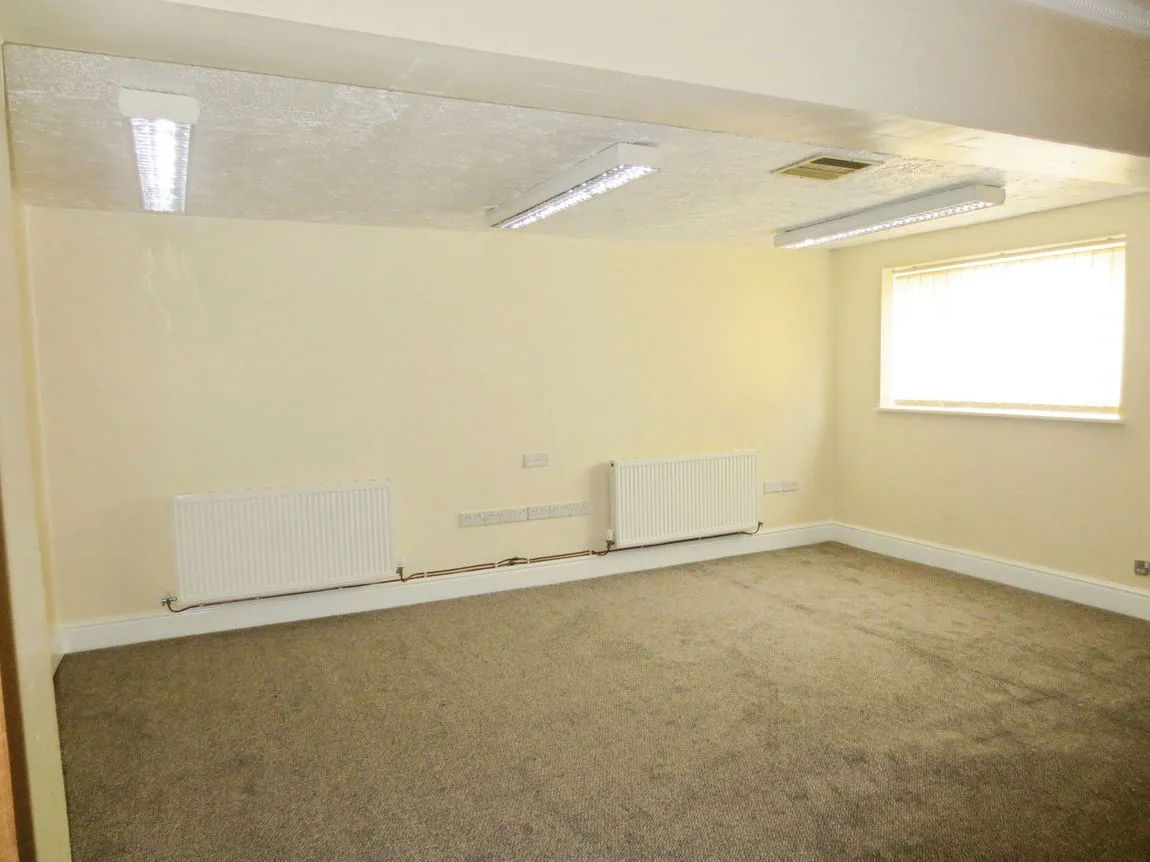 Millbank Road, Rhyl, Denbighshire, LL18 4NY, photo 10