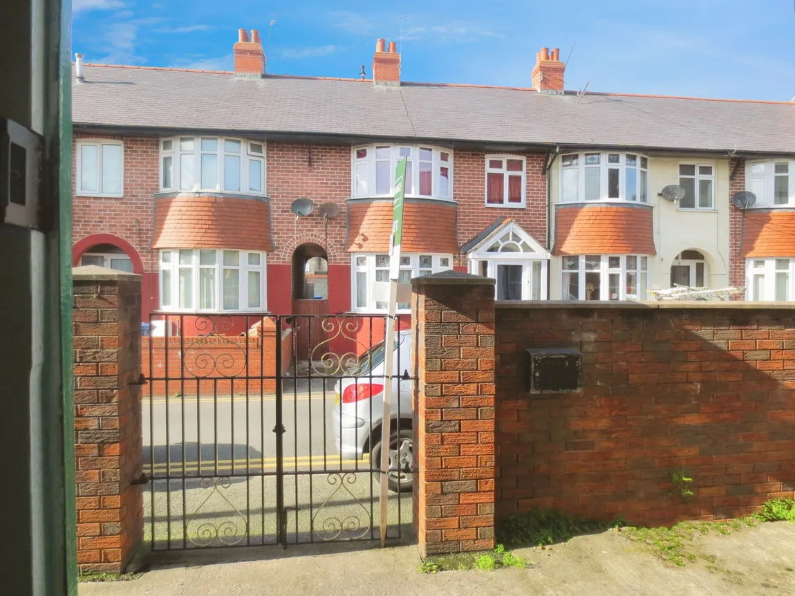 Millbank Road, Rhyl, Denbighshire, LL18 4NY, photo 23
