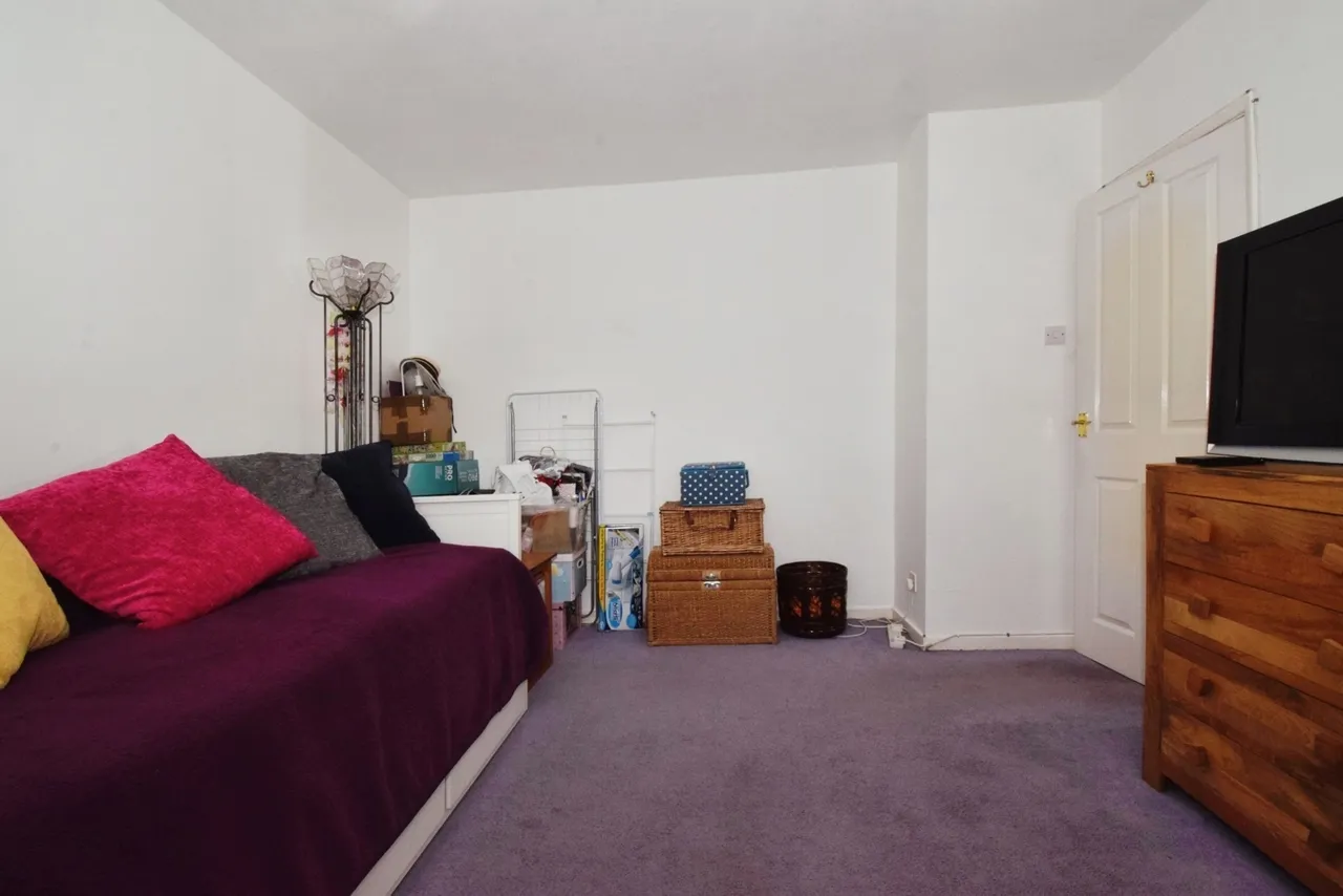 Highgate Avenue, Birstall, LE4, photo 12