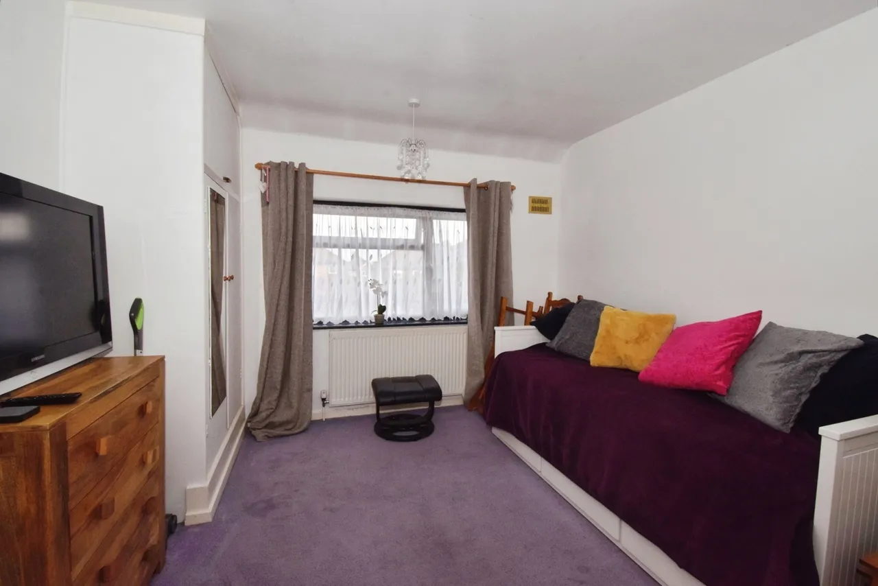 Highgate Avenue, Birstall, LE4, photo 13