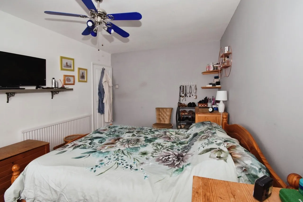 Highgate Avenue, Birstall, LE4, photo 17