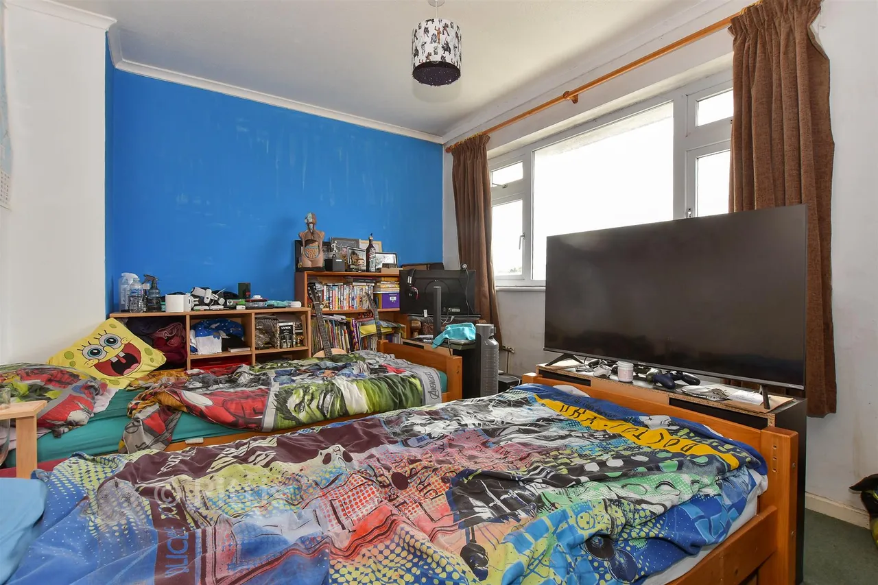 Wellington Road, Ryde, PO33, photo 6