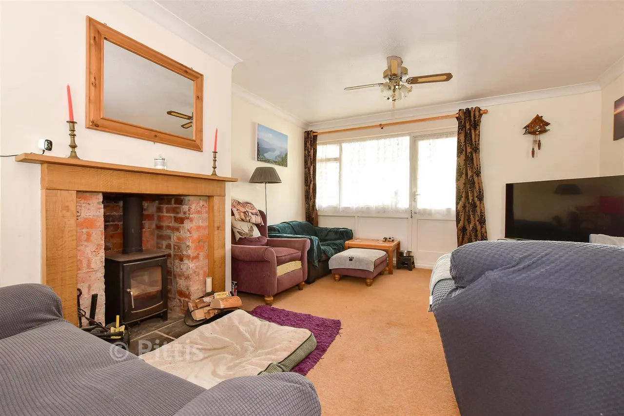 Wellington Road, Ryde, PO33, photo 4