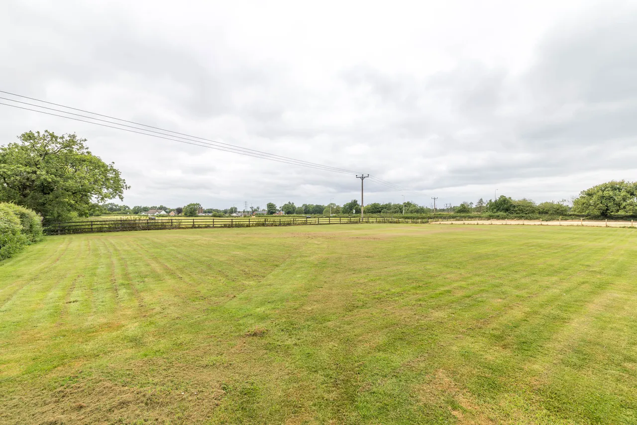 Croston Lane, Charnock Richard, PR7, photo 4