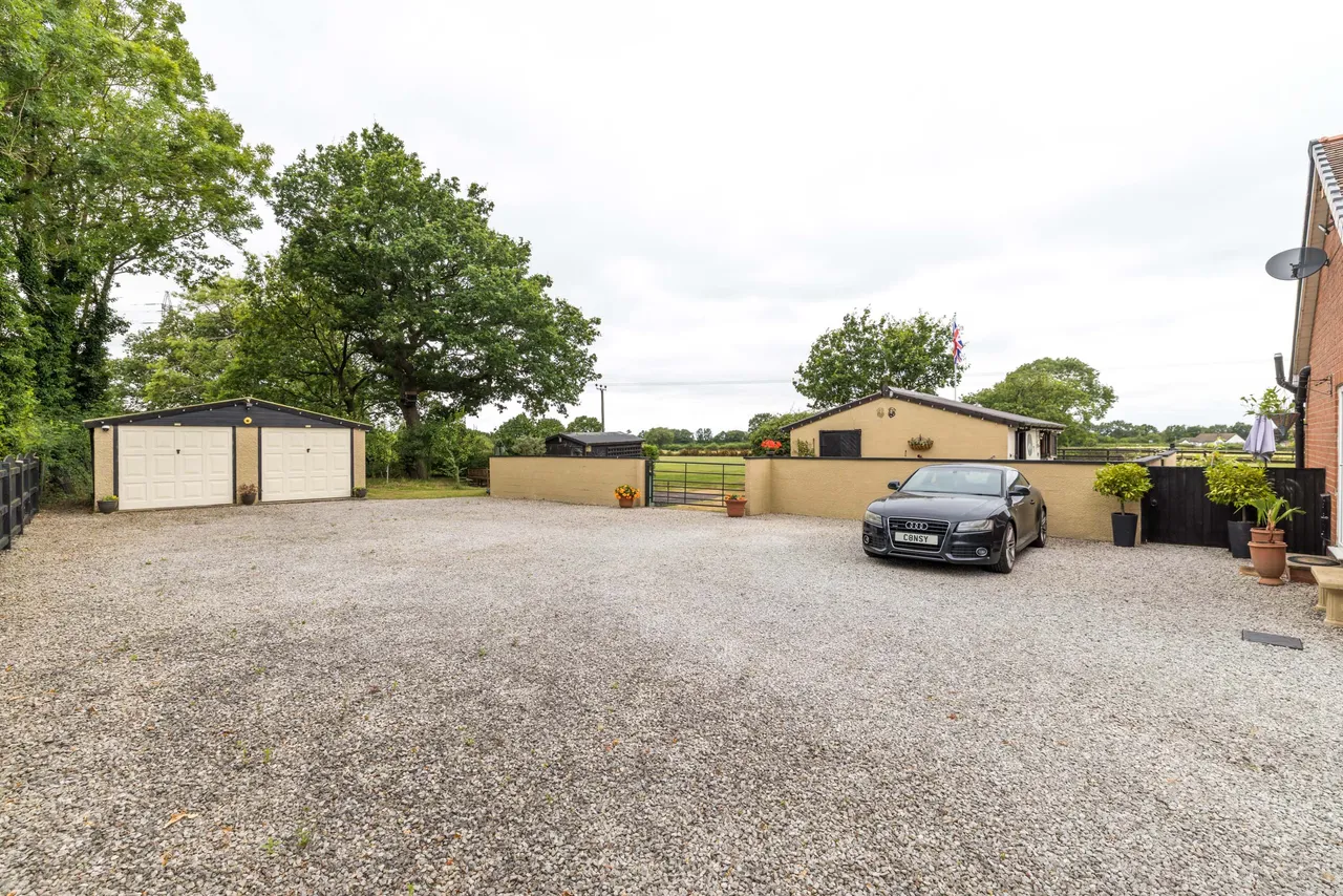 Croston Lane, Charnock Richard, PR7, photo 16