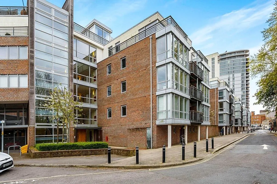 2 bed flat to rent — Bonfire Corner, Portsmouth, PO1