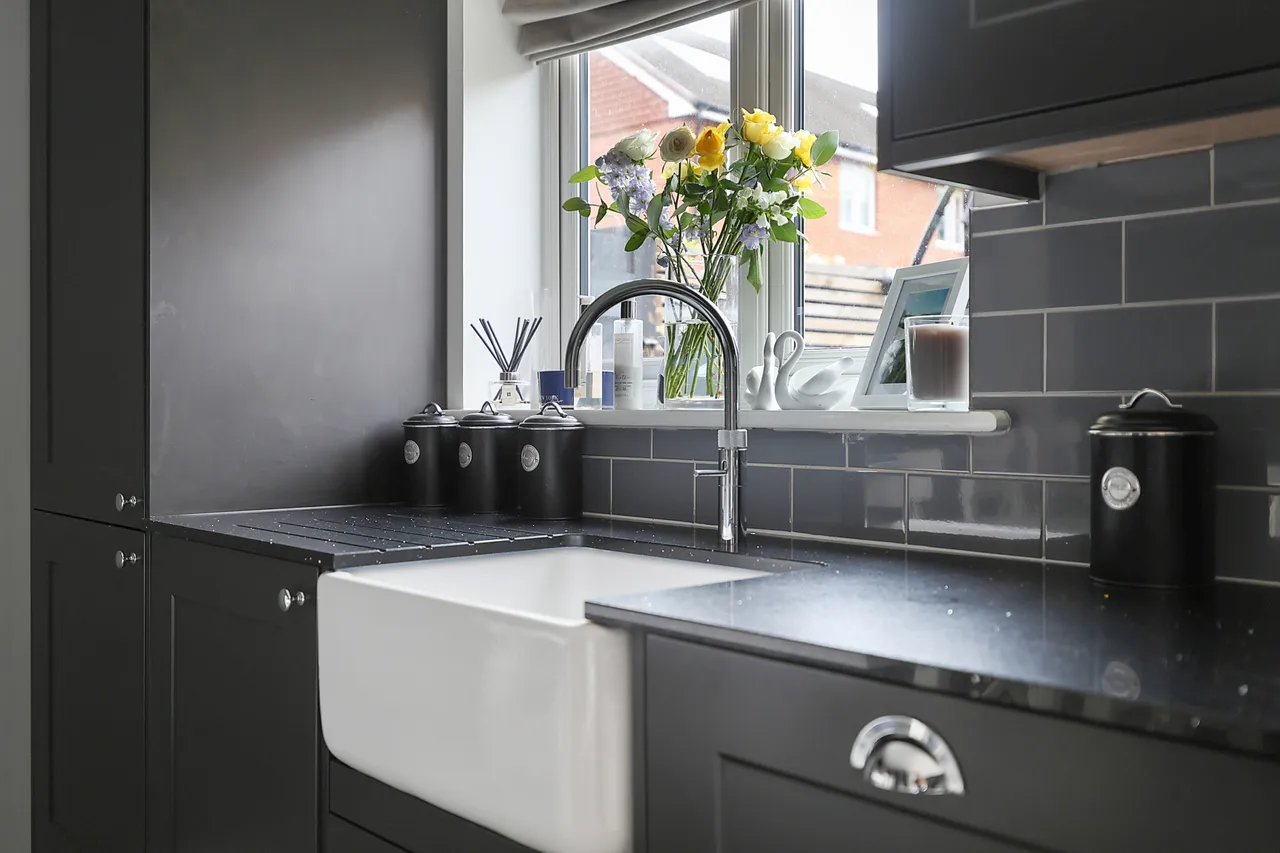 Peach Road, Horley, RH6, photo 15