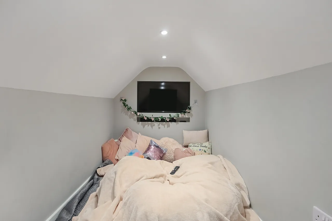 Peach Road, Horley, RH6, photo 16