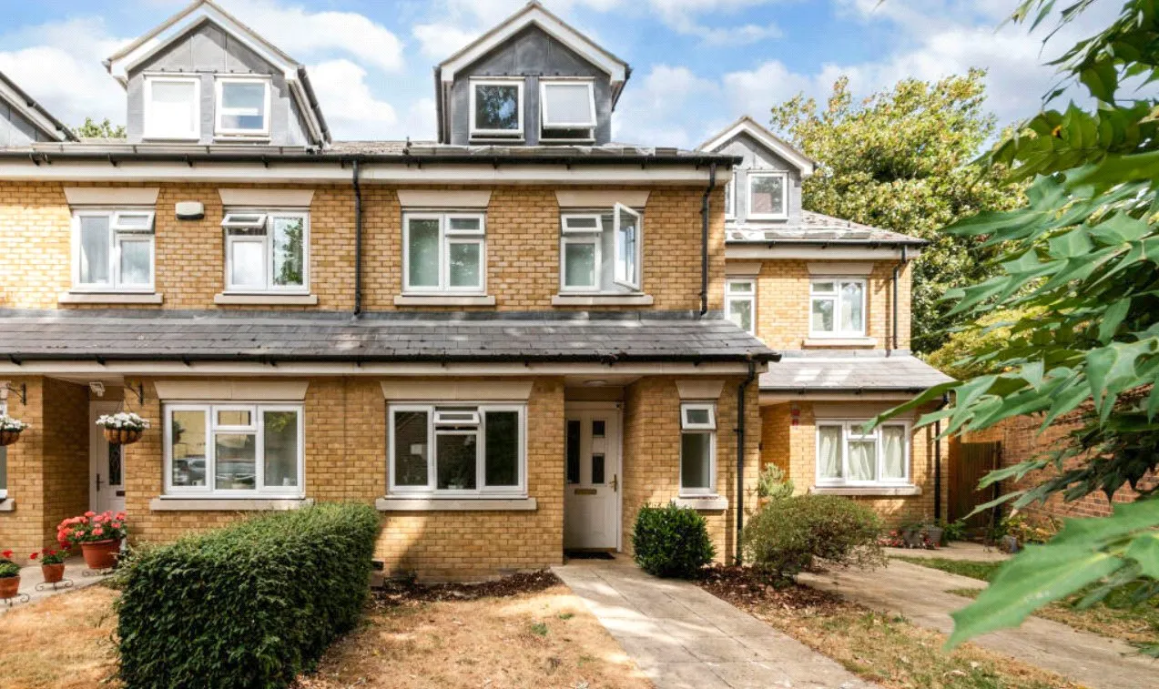 1 bed house to rent, Kings Road, London, SE25