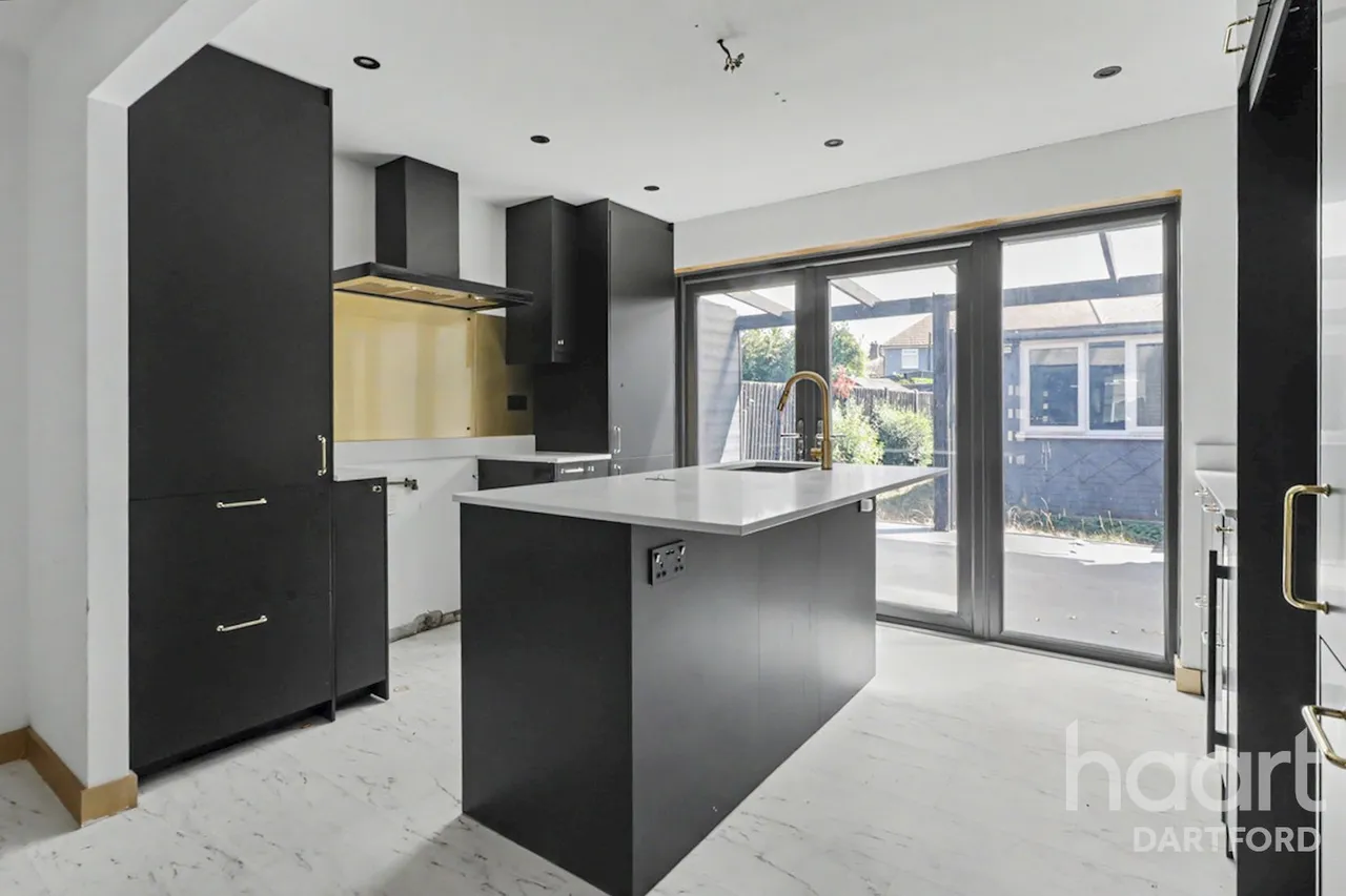 Iron Mill Lane, Dartford, DA1, photo 5