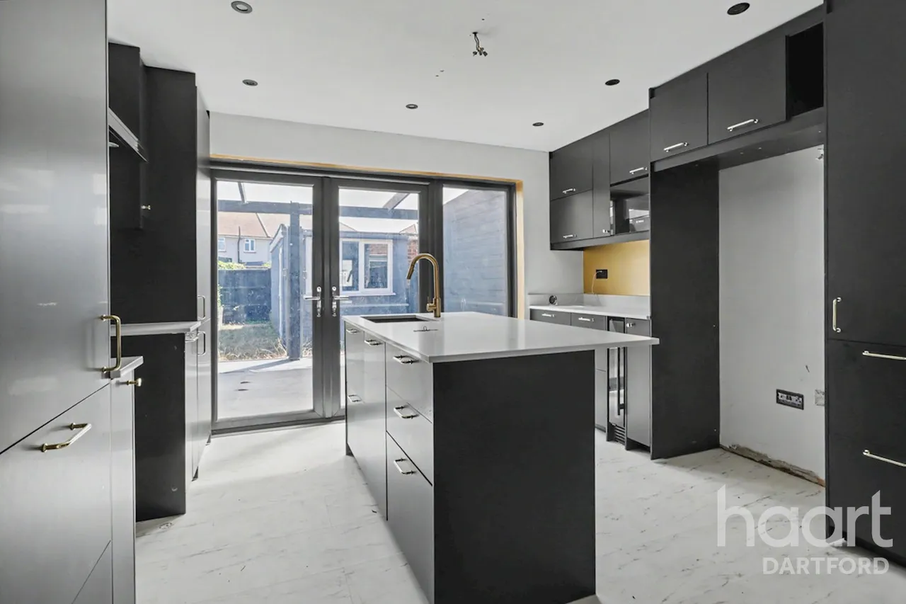 Iron Mill Lane, Dartford, DA1, photo 11