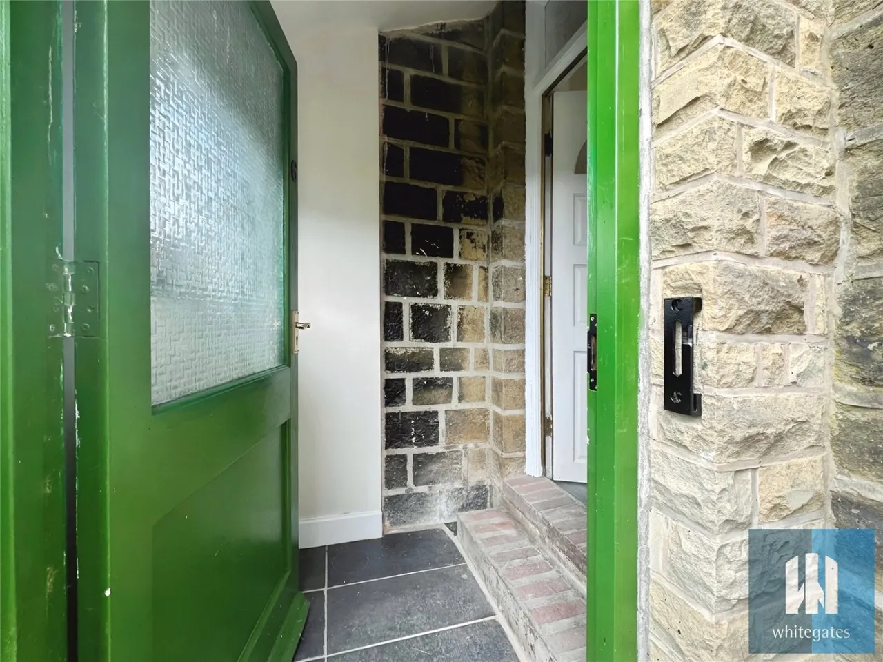 Royds Avenue, Linthwaite, HD7, photo 15