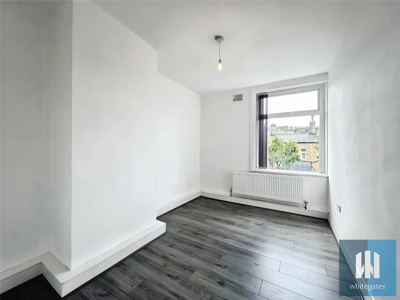 Royds Avenue, Linthwaite, HD7, photo 4