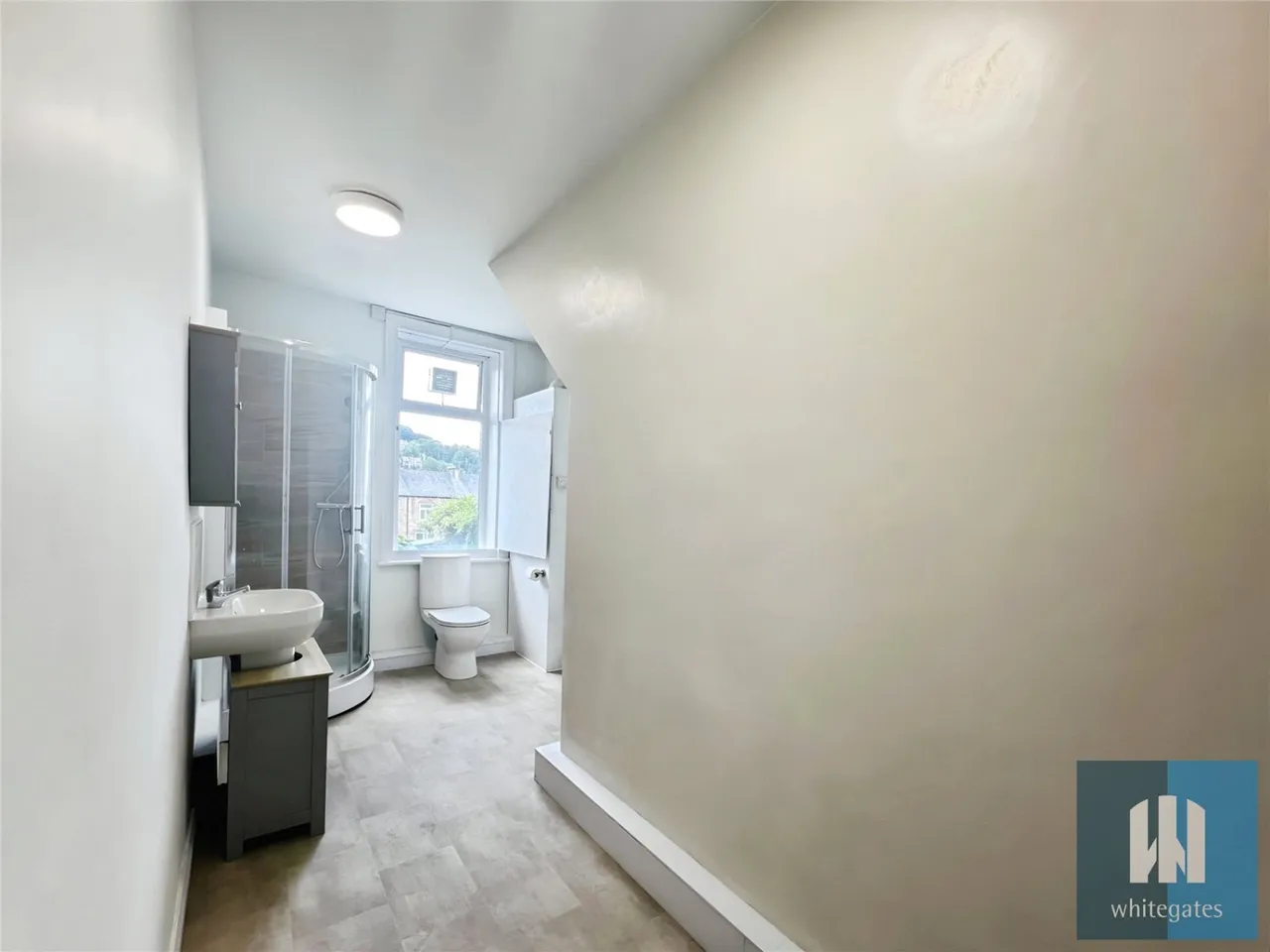 Royds Avenue, Linthwaite, HD7, photo 12