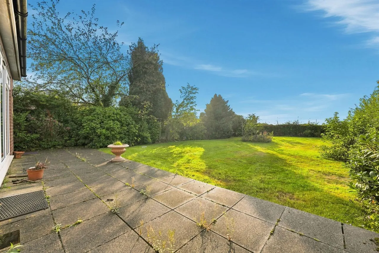 Wilmslow Old Road, Mottram St. Andrew, photo 16