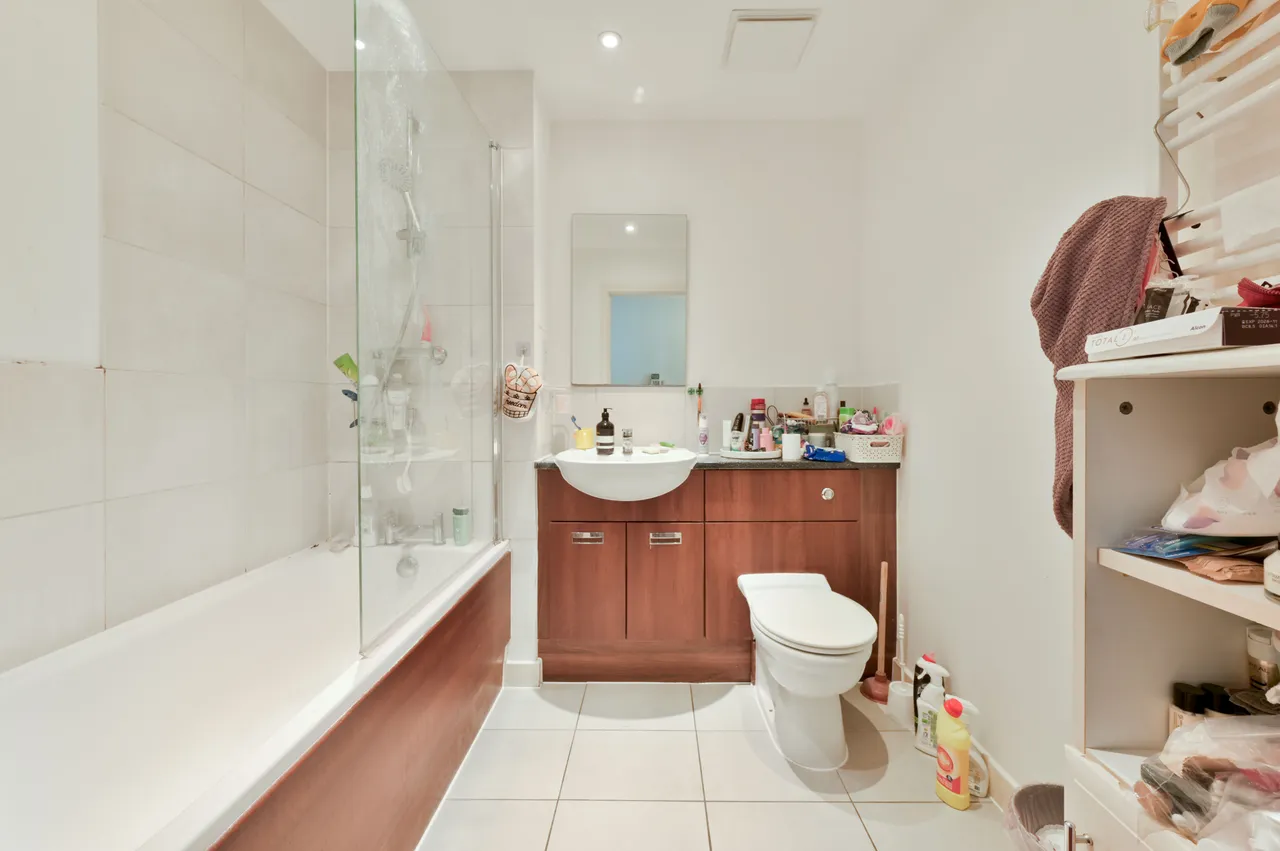 507 Simmonds House, Great West Quarter, Clayponds Lane, Brentford, photo 7
