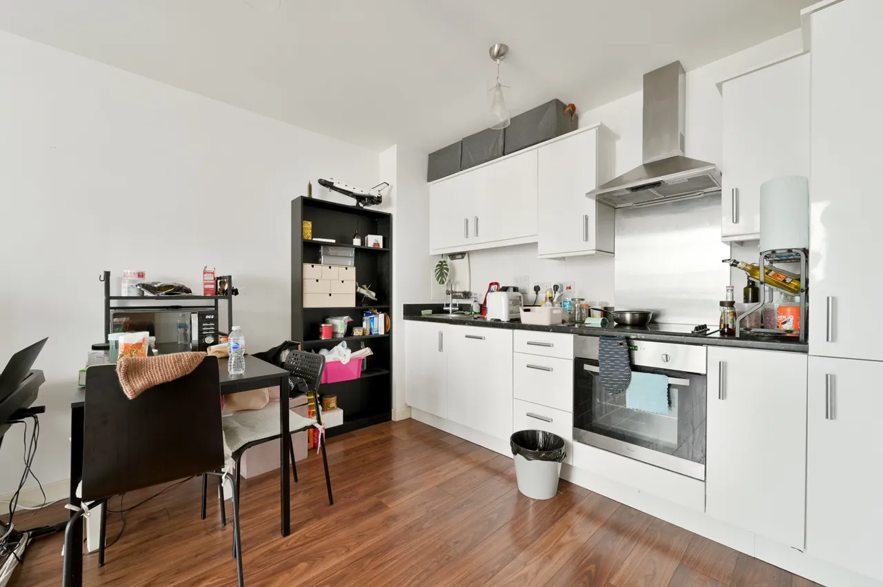 507 Simmonds House, Great West Quarter, Clayponds Lane, Brentford, photo 3