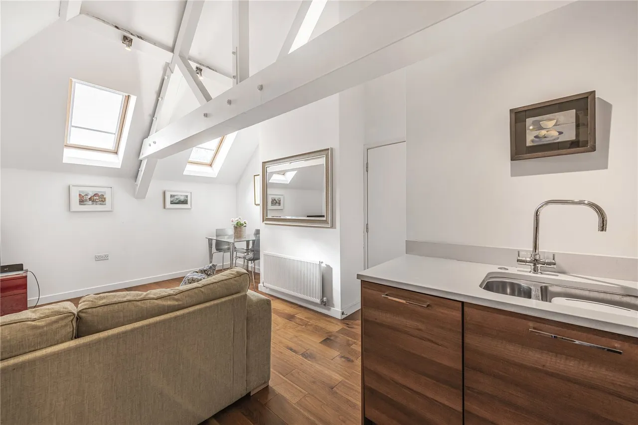 Bagleys Lane, Fulham, London, SW6, photo 4