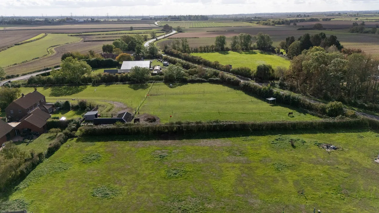 Main Street, Laneham, DN22, photo 16