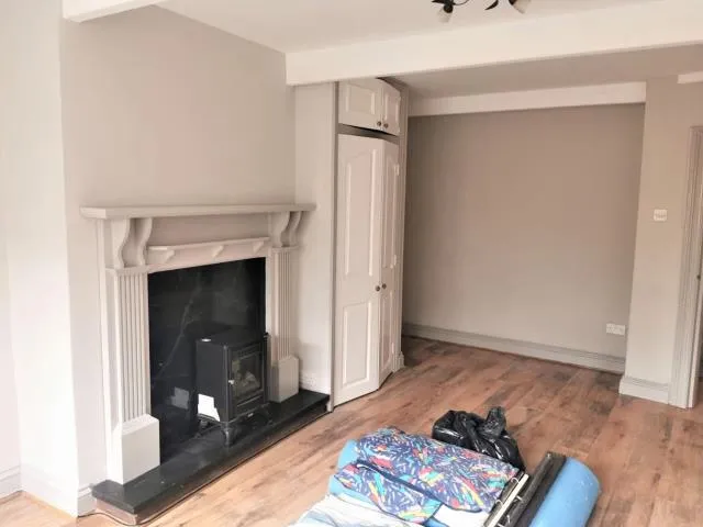 1 bed flat to rent, High Street, Knighton, LD7