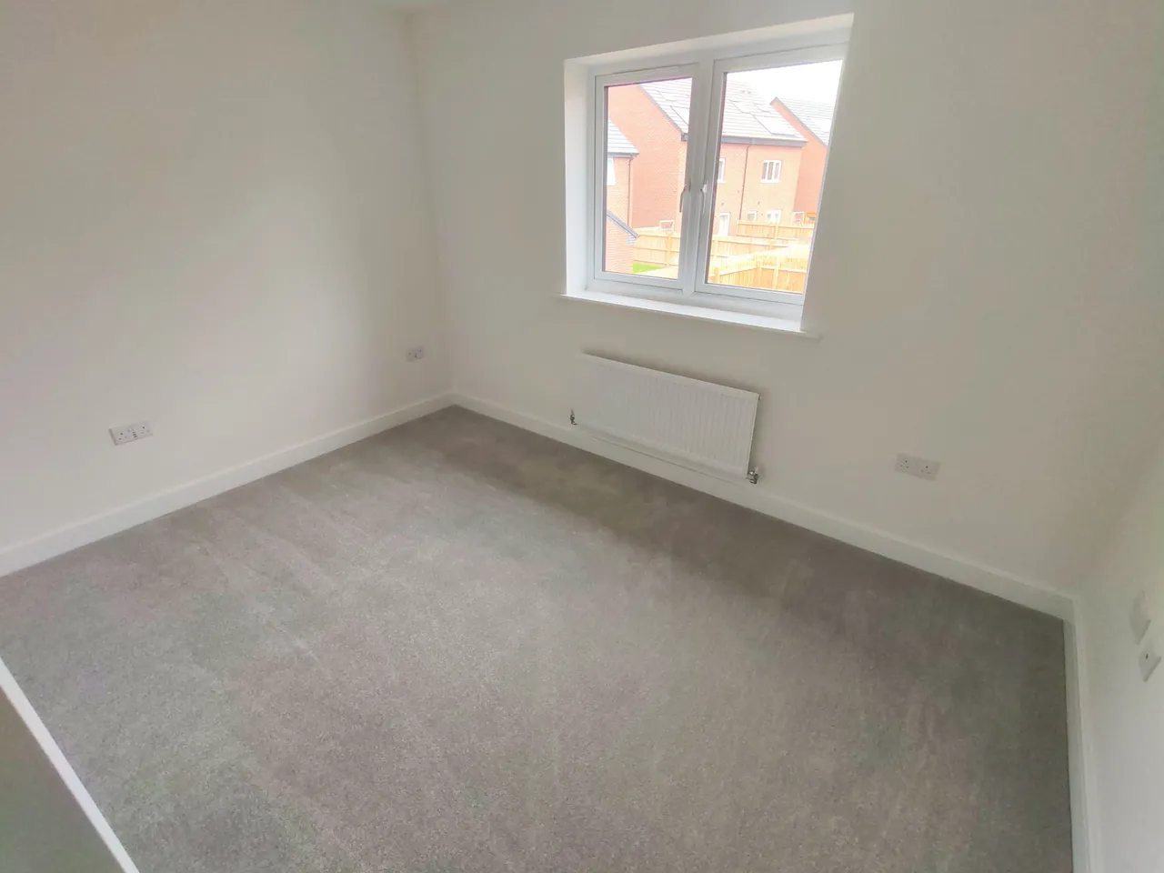 Peveril Close, ST16, photo 4