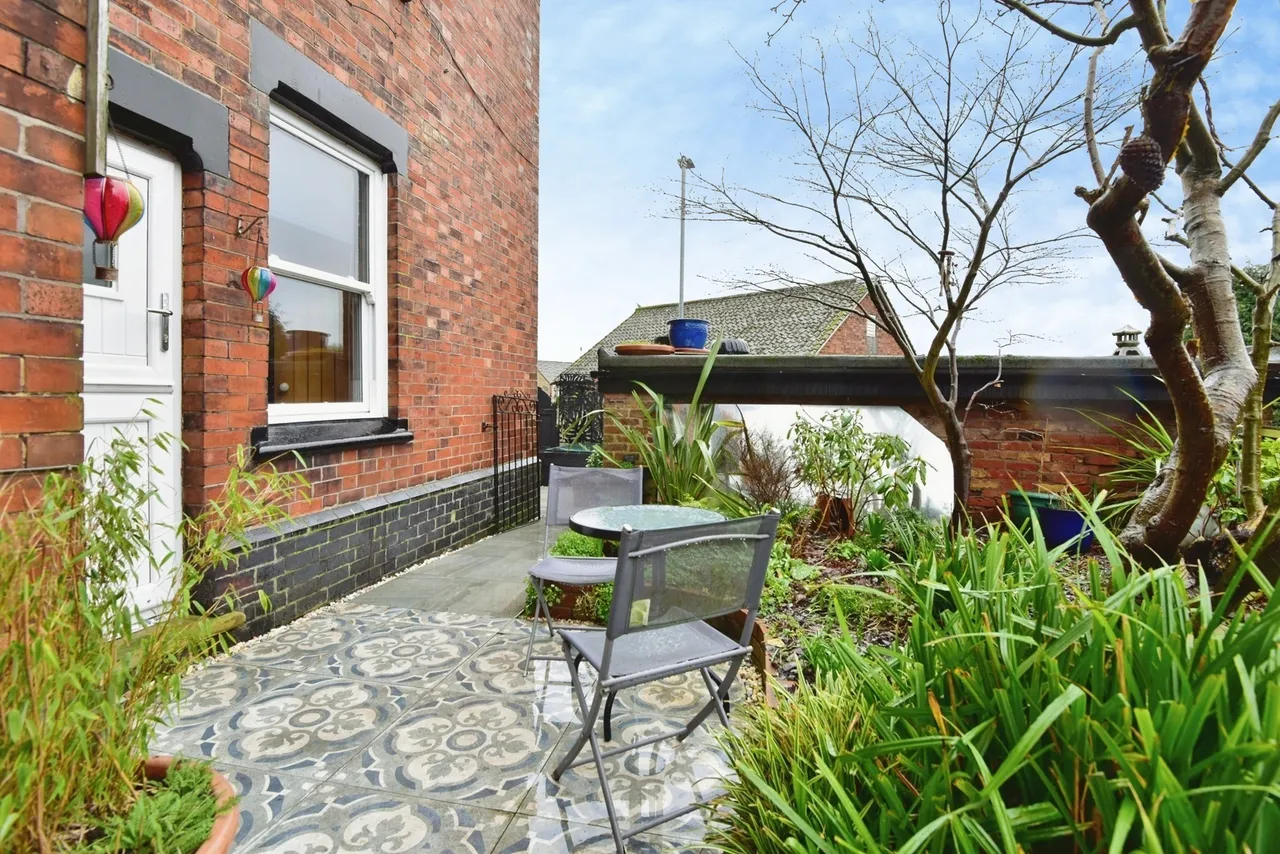 Grove Road, STOKE-ON-TRENT, Staffordshire, ST4, photo 22