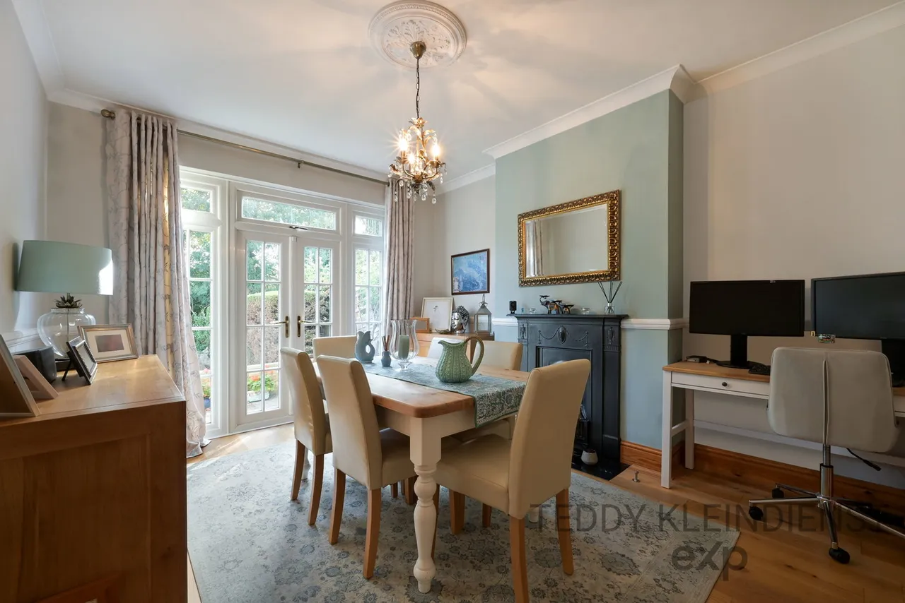 Burnham Drive, Worcester Park, KT4, photo 5