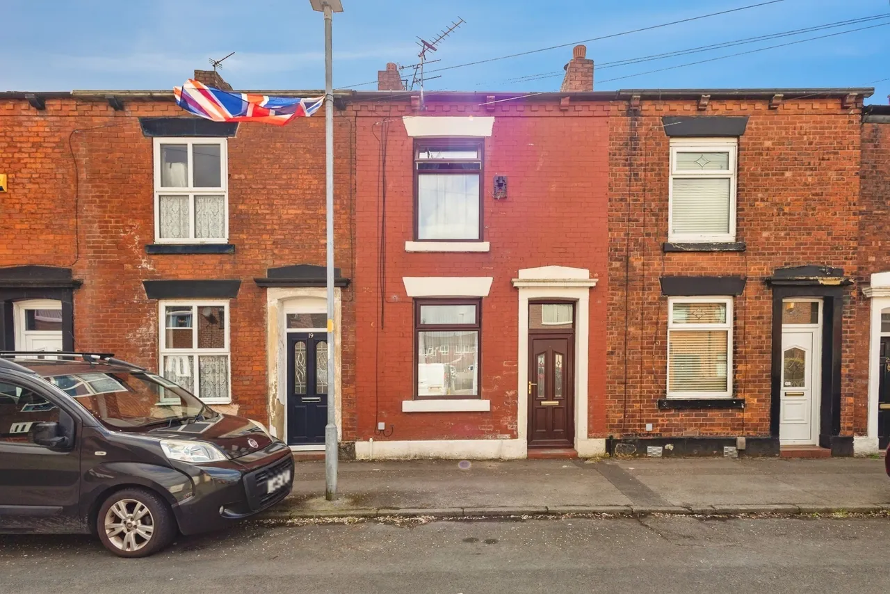 3 bed house for sale — Anglesey Road, ASHTON-UNDER-LYNE, Lancashire, OL7