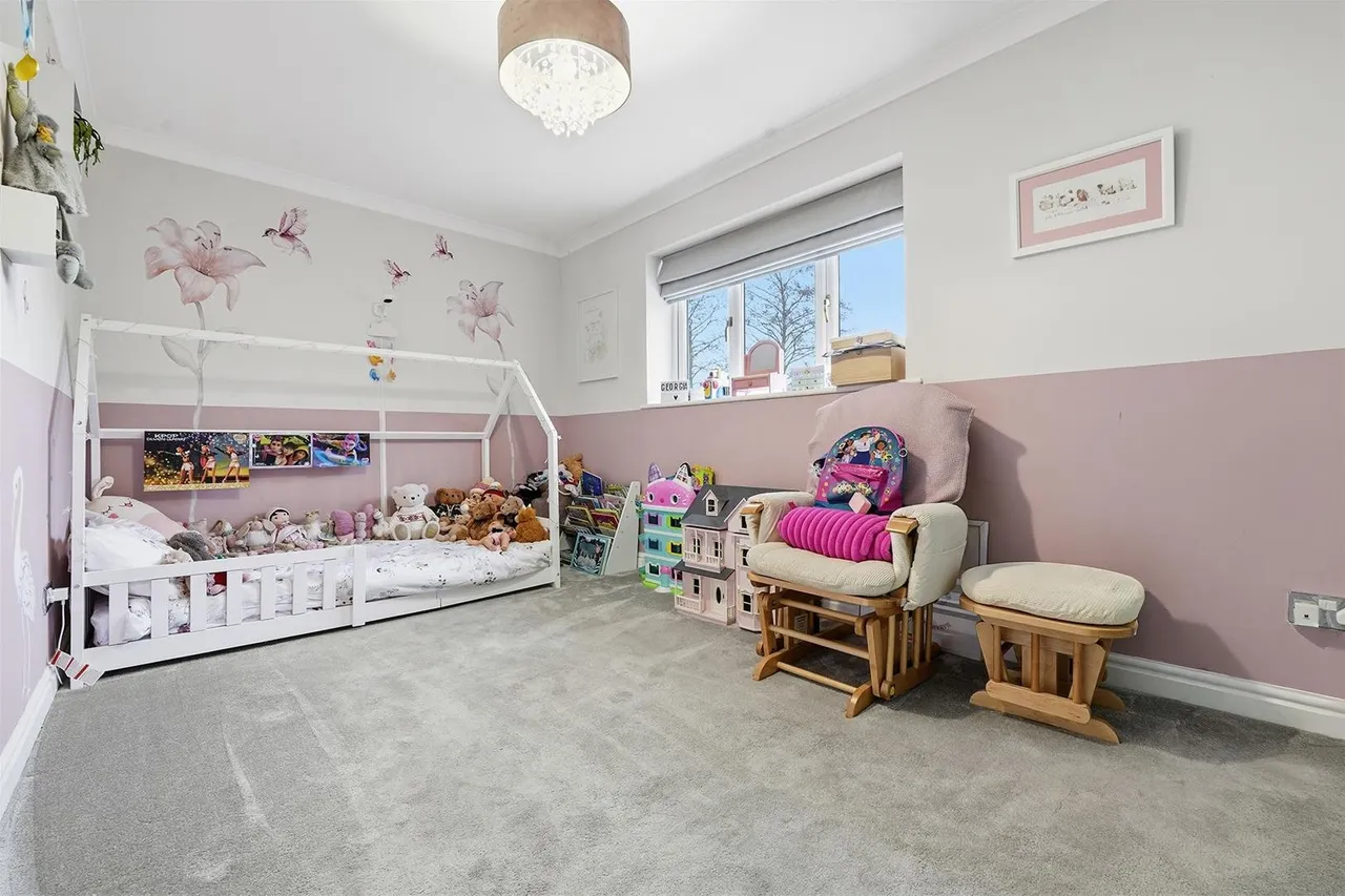 Willowmead Drive, Prestbury, photo 20