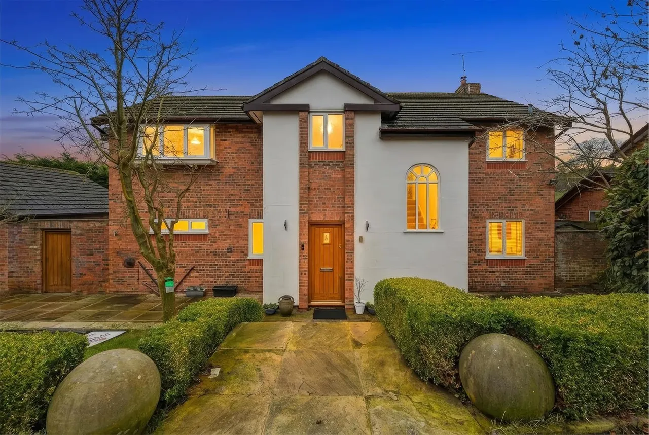 Willowmead Drive, Prestbury, photo 24