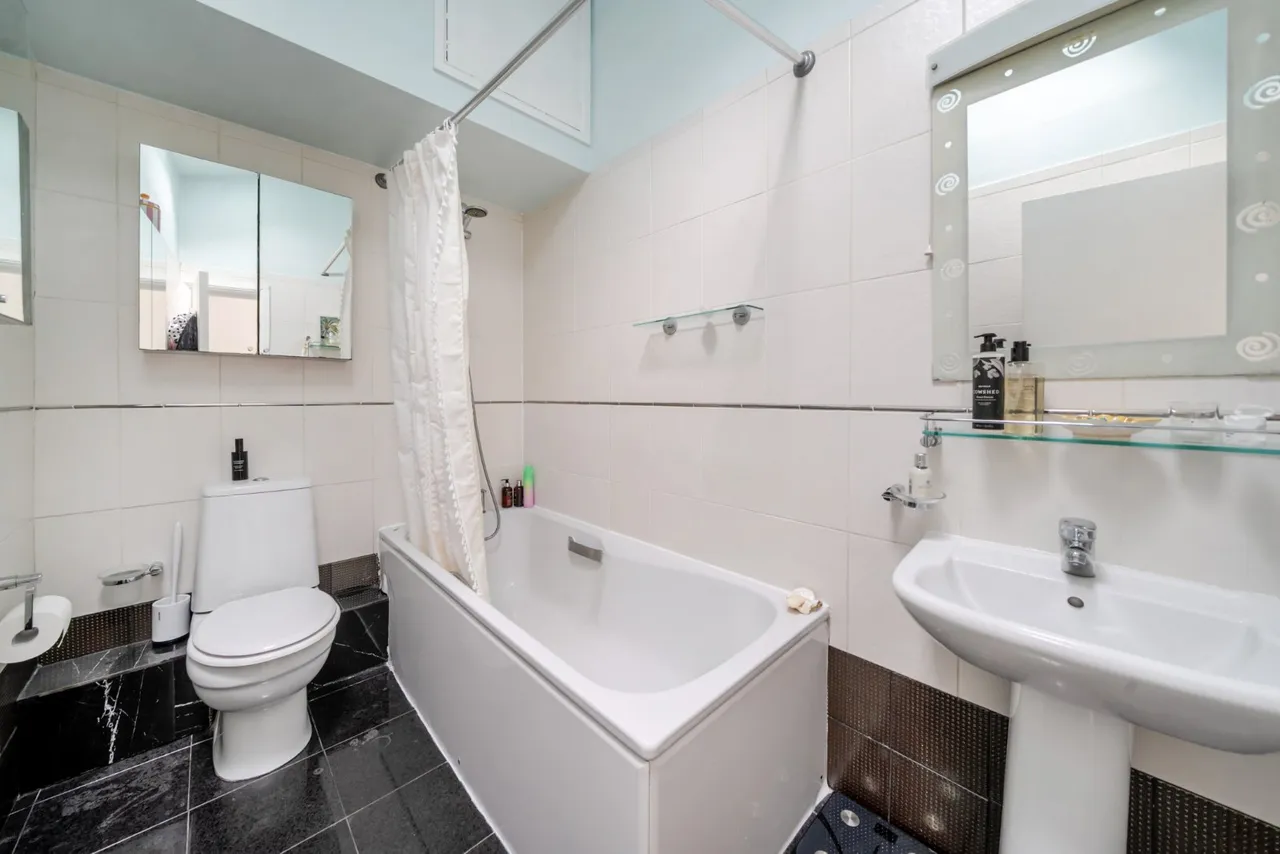 King Street, Hammersmith, W6, photo 5