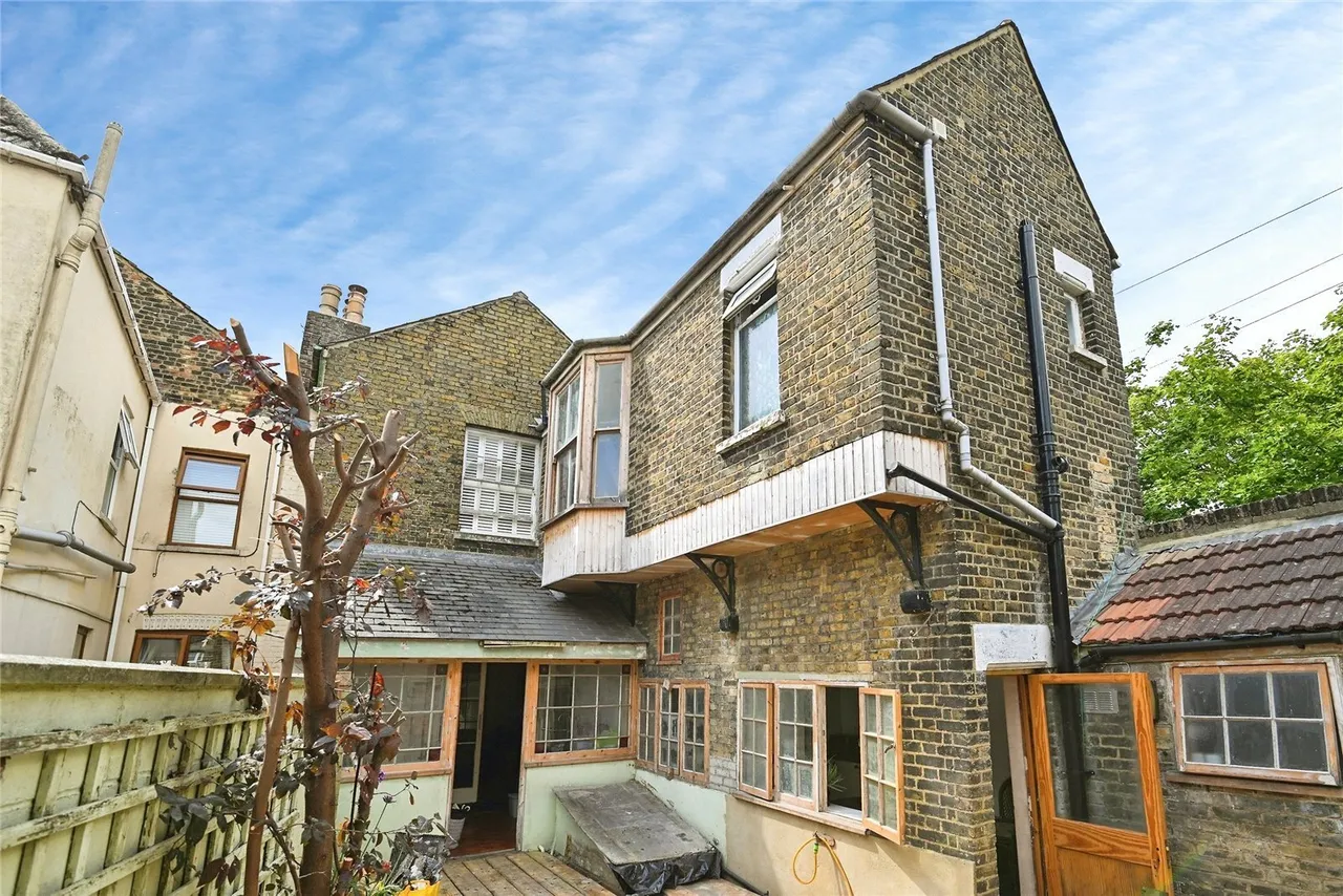 High Street, Queenborough, ME11, photo 7