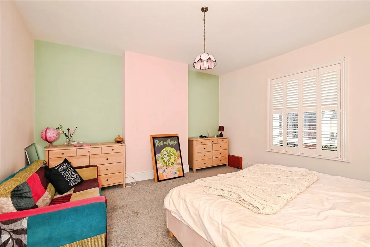 High Street, Queenborough, ME11, photo 12