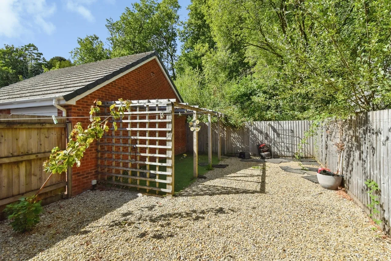 Sycamore Lane, Pontardawe, SA8, photo 16